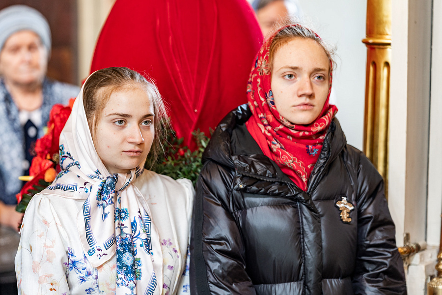 Божественная литургия в Успенском храме села Жилино г.о. Люберцы